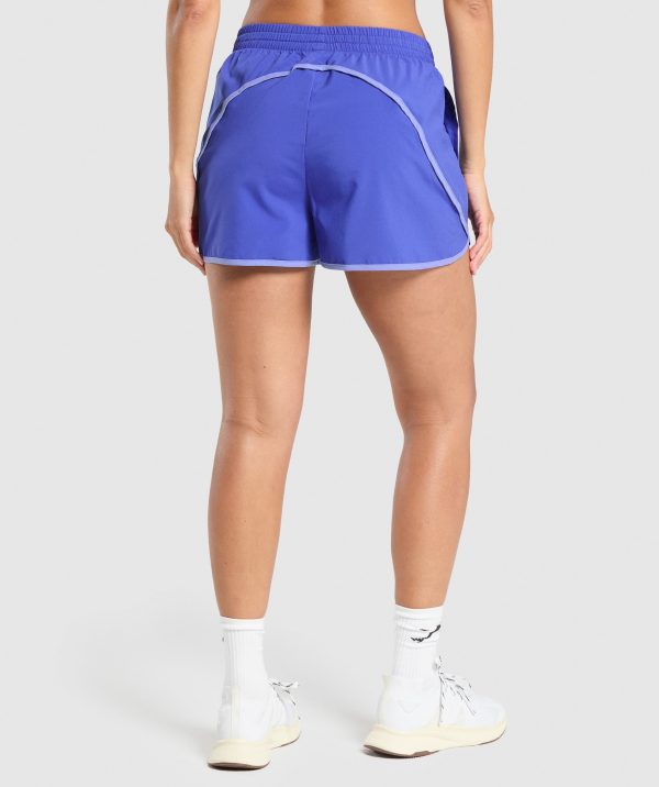 Training Contrast Loose 2.5" Shorts - Image 2