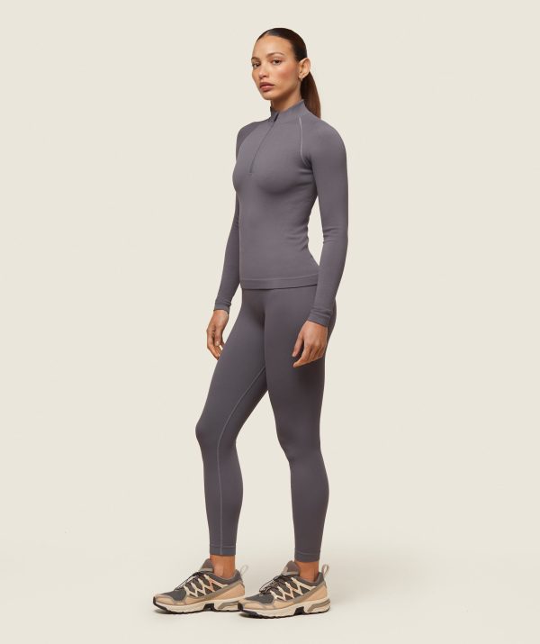 everywear Seamless Turtleneck - Image 2