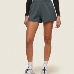 everywear Lightweight Shorts