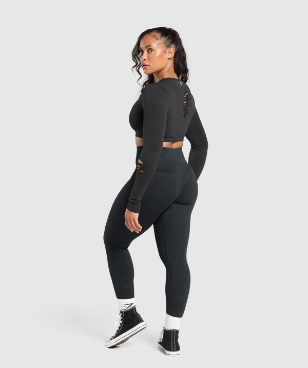 Gains Seamless Distressed Super Crop Top - Image 4