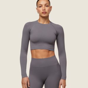 everywear Seamless Long Sleeve Crop Top