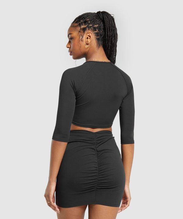 Ruche 3/4 Sleeve Crop Top - Image 2