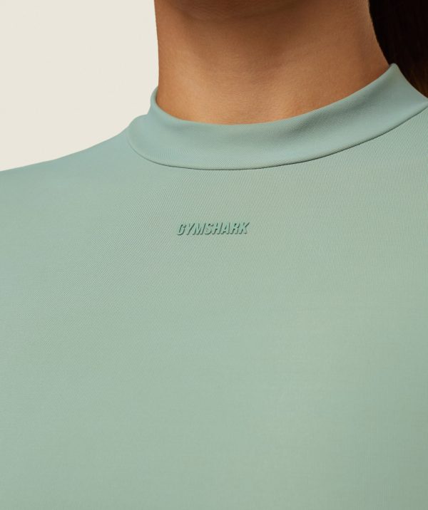 everywear Cropped Active Tee - Image 6