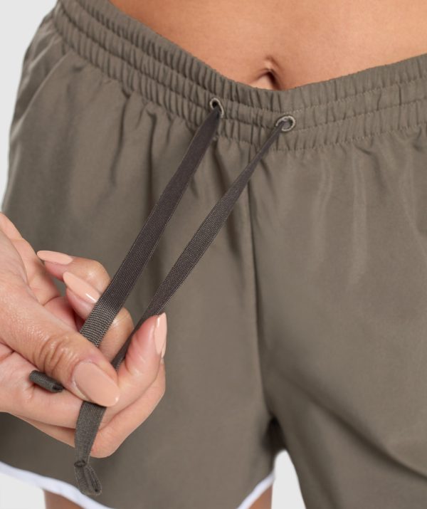 Training Contrast Loose 2.5" Shorts - Image 5