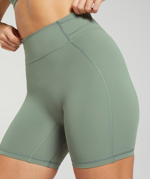 Stitch Feature Shorts - Image 6