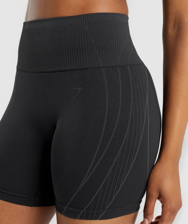 Contour Heart Seamless Shorts - Image 5