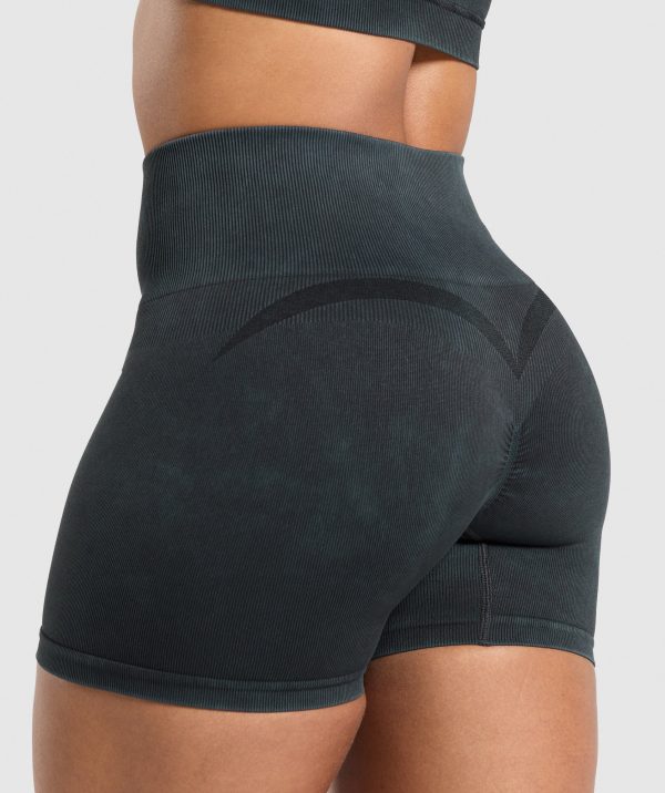 Gains Seamless Plain Shorts - Image 5