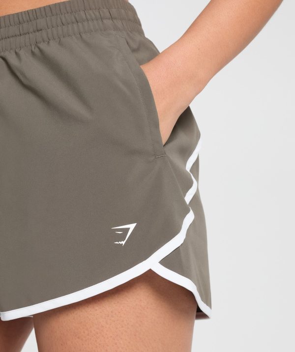 Training Contrast Loose 2.5" Shorts - Image 6