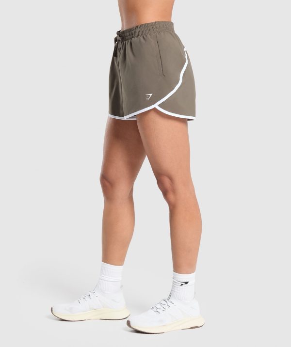 Training Contrast Loose 2.5" Shorts - Image 3