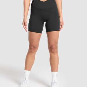 Crossover Shorts