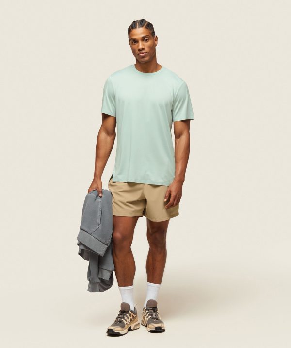 everywear Tech Tee - Image 2