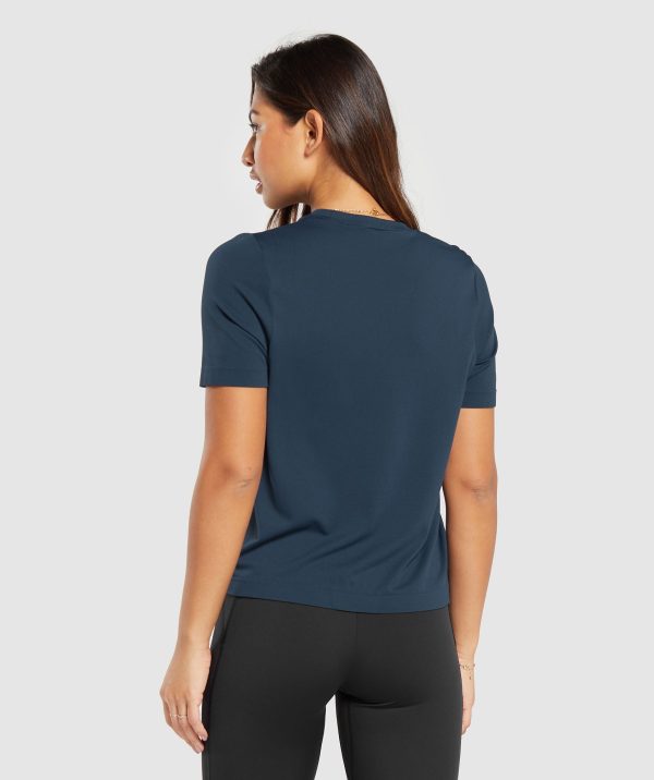 Everyday Seamless T-Shirt - Image 2