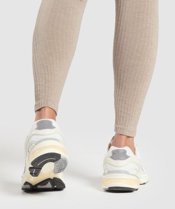 Lux Seamless Leggings - Image 6