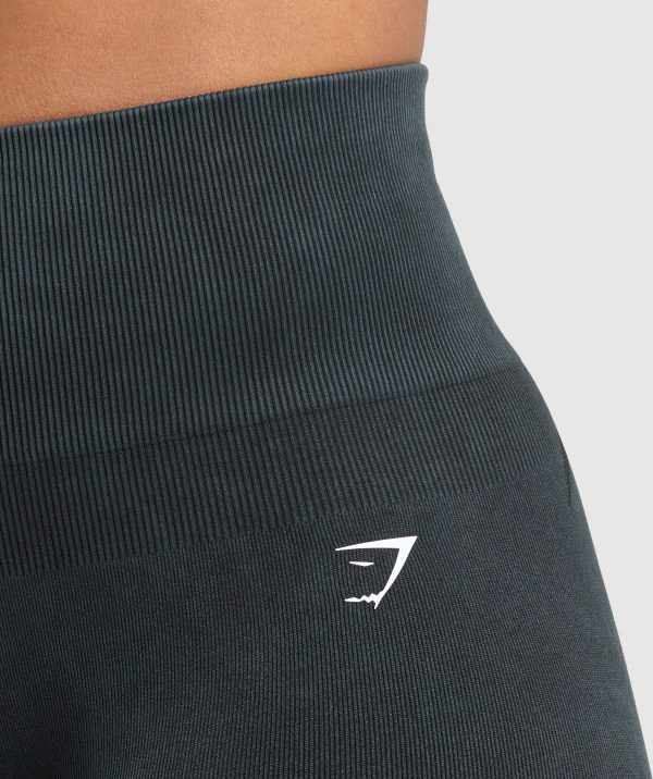Gains Seamless Plain Shorts - Image 6
