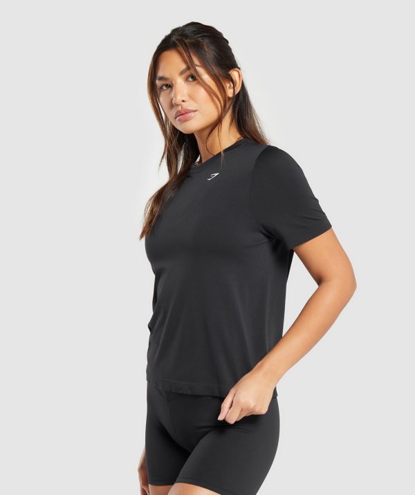 Everyday Seamless T-Shirt - Image 6