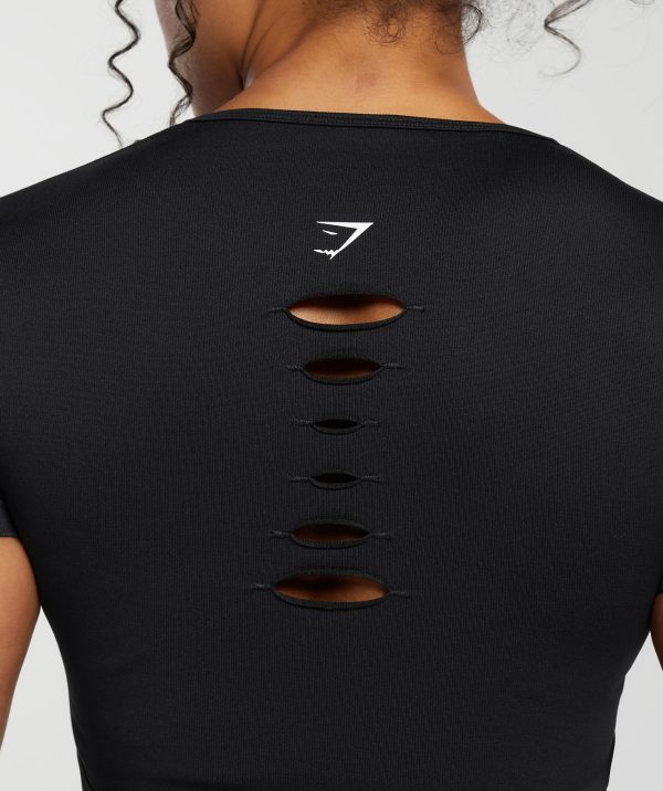 Gains Seamless Fitted Crop Top - Image 5