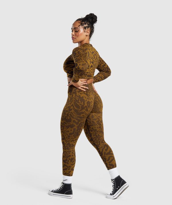 Adapt Safari Seamless Long Sleeve Crop Top - Image 4