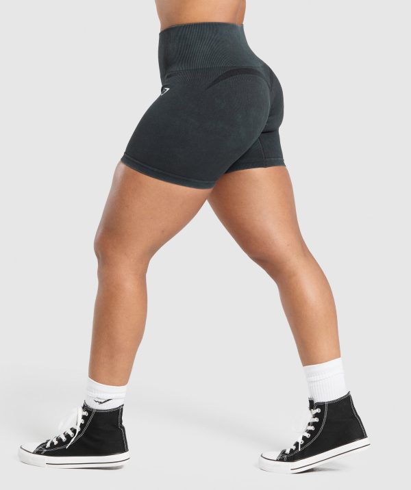 Gains Seamless Plain Shorts - Image 3