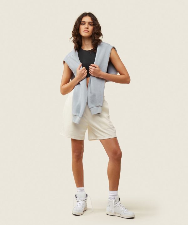 everywear Basketball Shorts - Image 2
