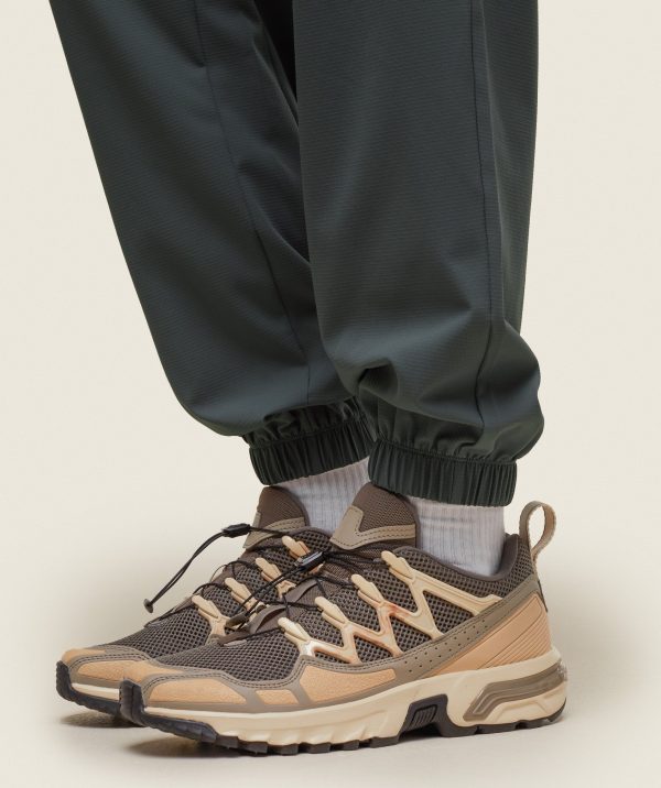 everywear Lightweight Pants - Image 6